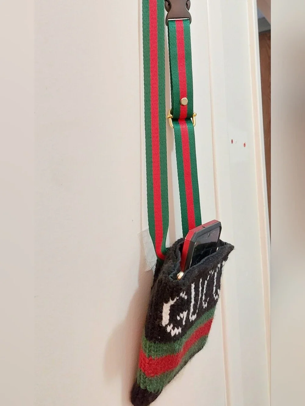 SALE Gucci Black Knit Belt Bag/Phone Case Green/Red Adjustable Strap - Picture 3 of 10